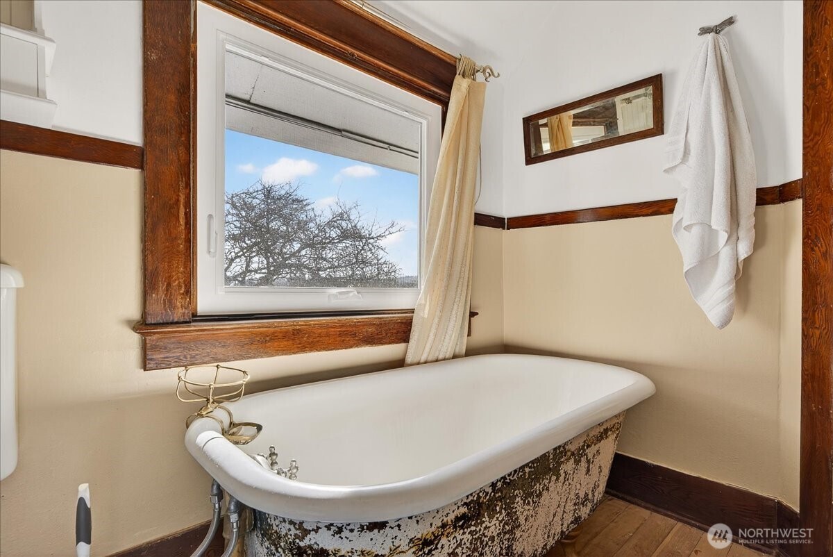 26206 Marine Drive , Stanwood, WA 98292