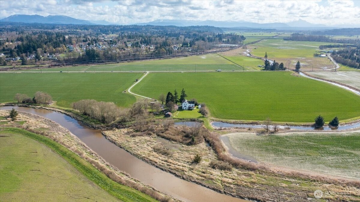 26206 Marine Drive , Stanwood, WA 98292