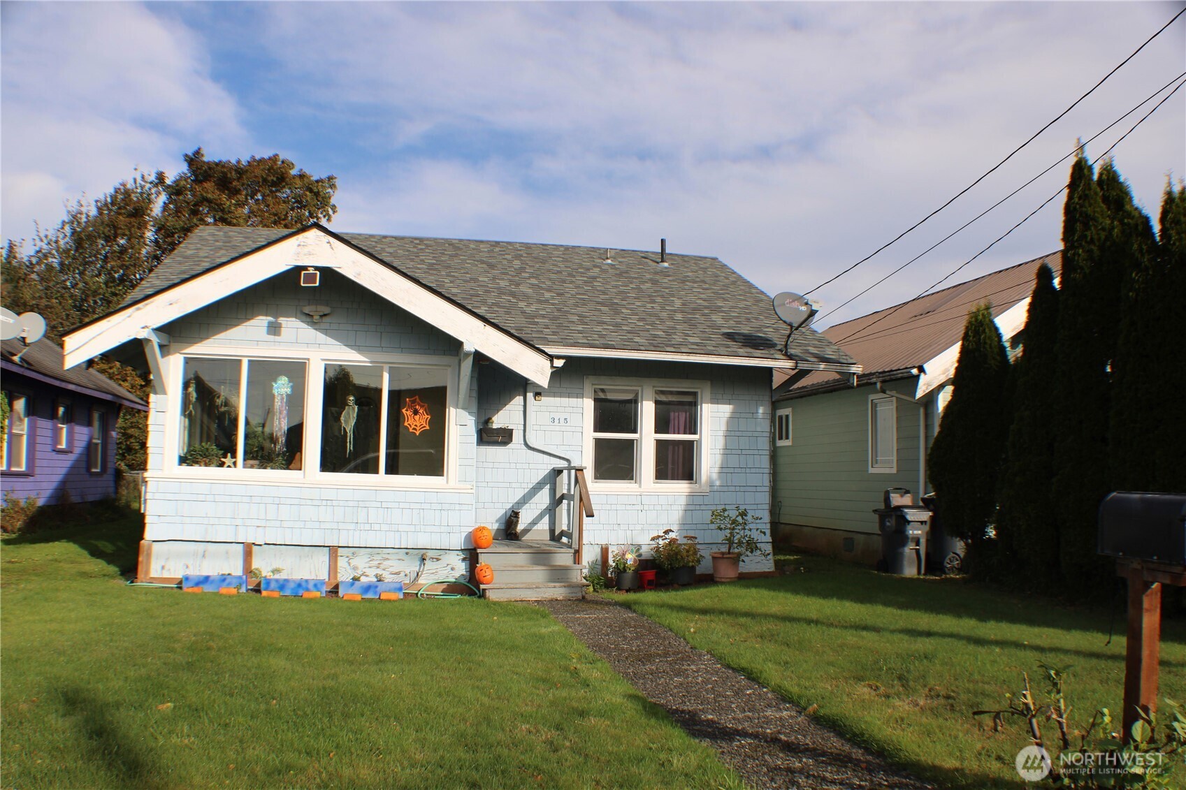 315 Eklund Avenue , Hoquiam, WA 98550