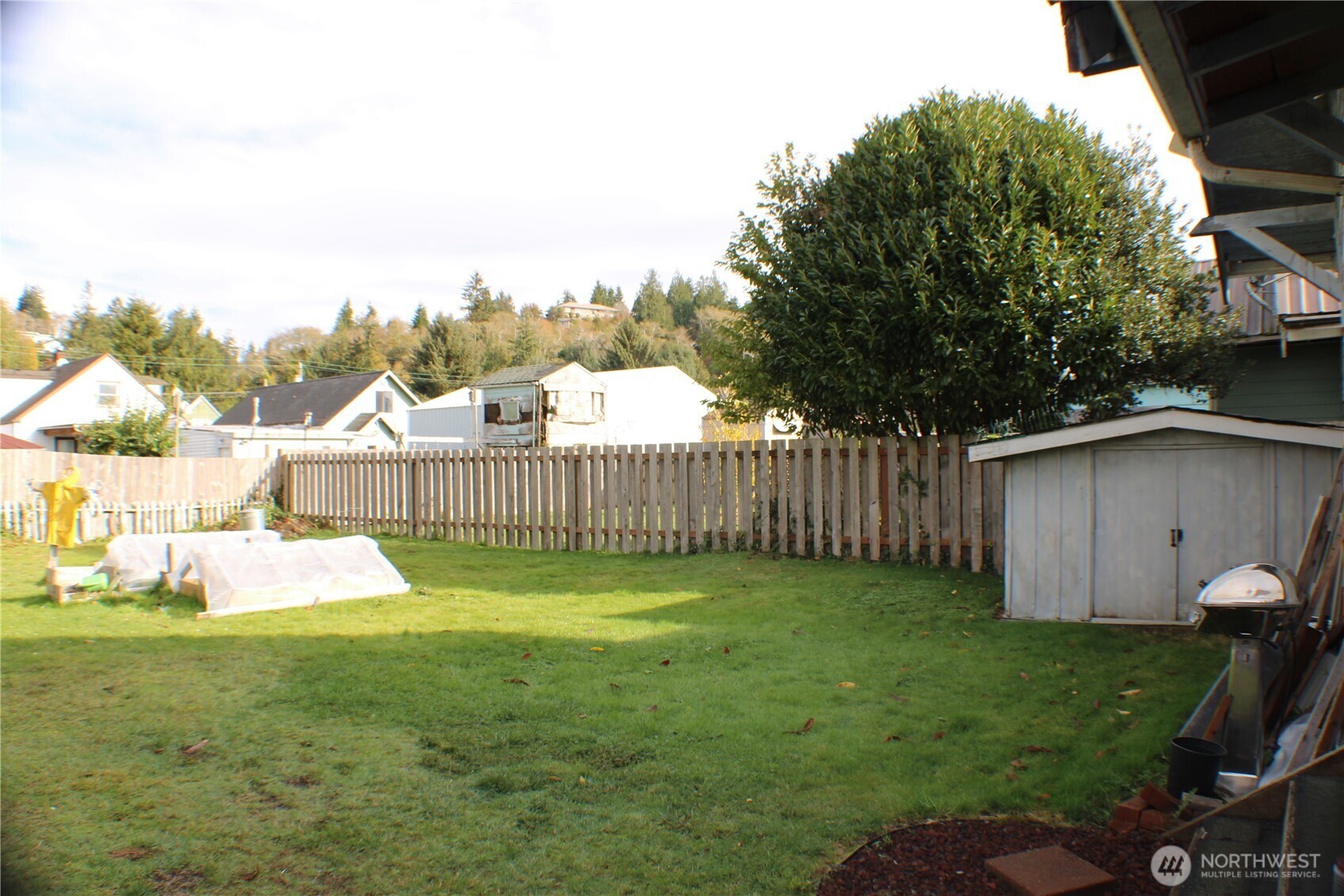 315 Eklund Avenue , Hoquiam, WA 98550