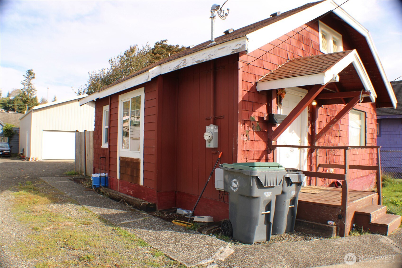 309 Eklund Avenue , Hoquiam, WA 98550