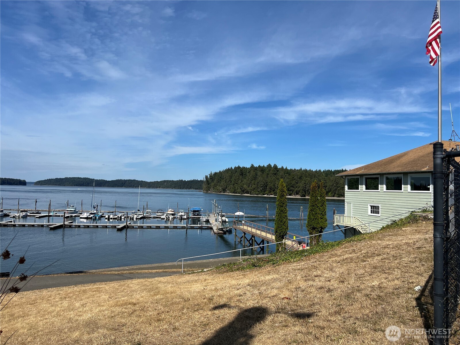 2528 Westwind Drive NW, Olympia, WA 98502