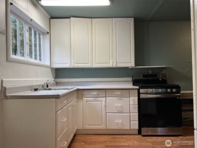 2528 Westwind Drive NW, Olympia, WA 98502 - Photo 8