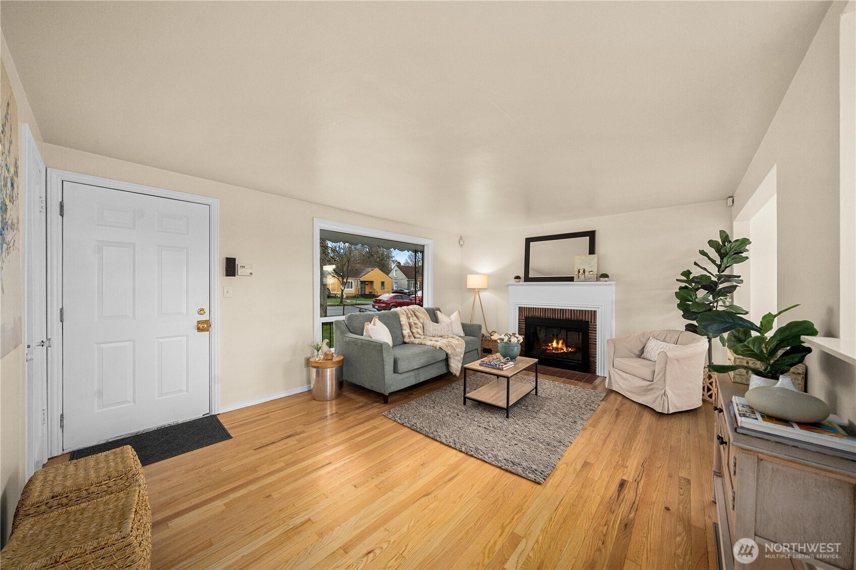 13856 37th Avenue S, Tukwila, WA 98168-4012