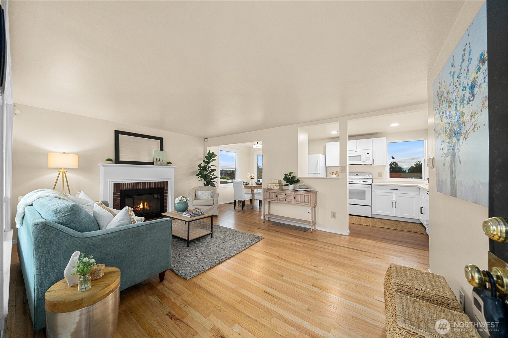 13856 37th Avenue S, Tukwila, WA 98168-4012