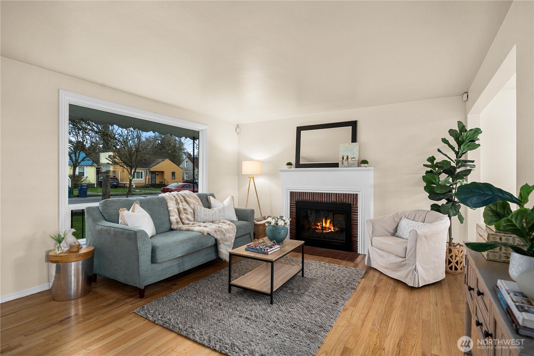 13856 37th Avenue S, Tukwila, WA 98168-4012