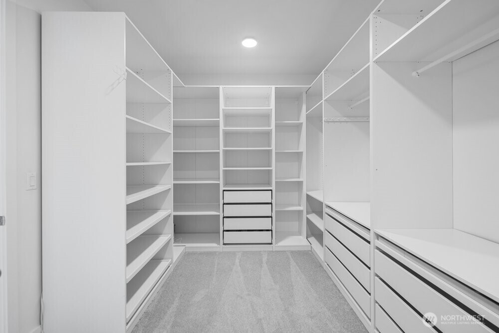 5820 155th Street SW, Edmonds, WA 98026