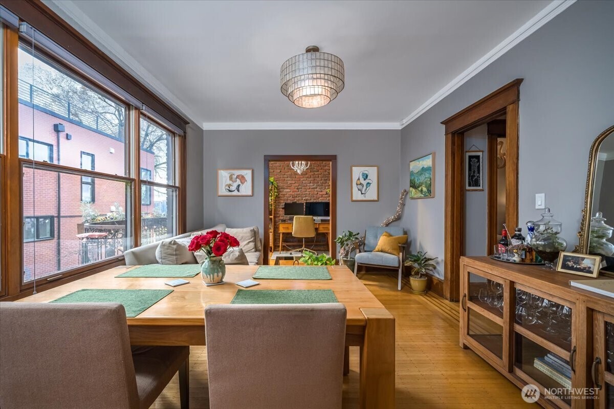 626 13th Avenue E #O, Seattle, WA 98102