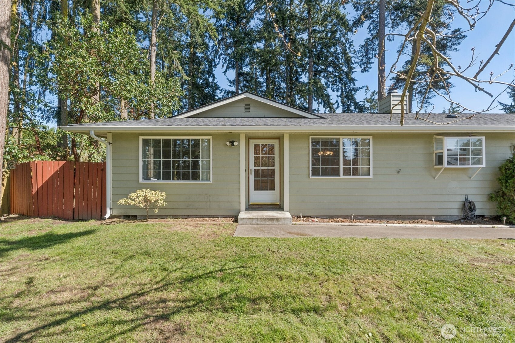 1206 Independence Court , Oak Harbor, WA 98277