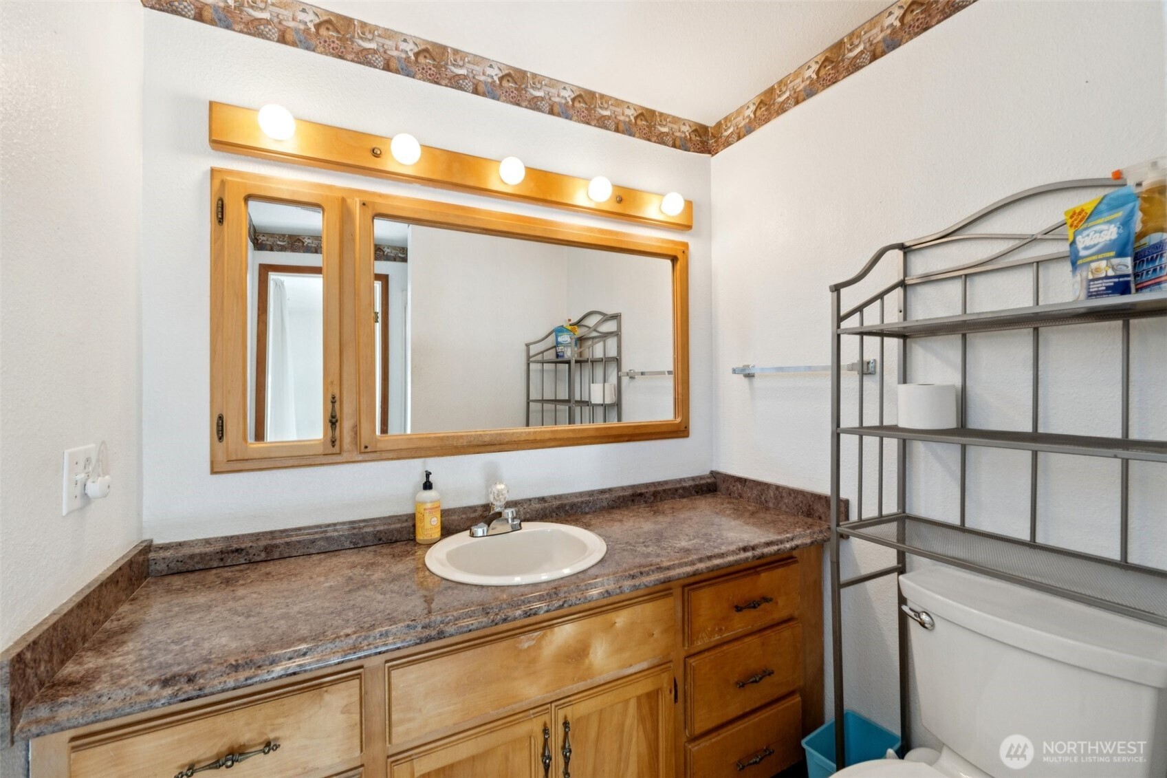 1206 Independence Court , Oak Harbor, WA 98277