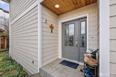 7606 19th Street W, Tacoma, WA 98466 - Photo 2