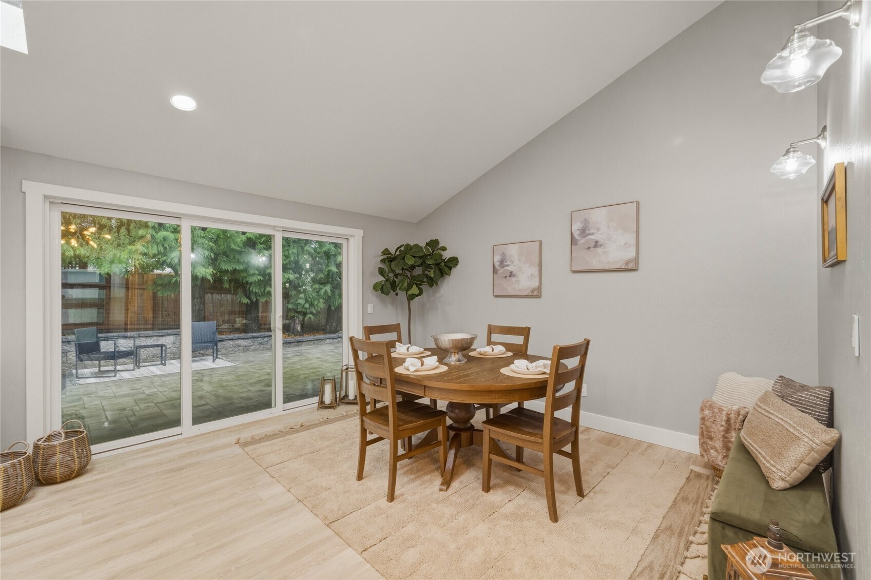2823 182nd Avenue NE, Redmond, WA 98052