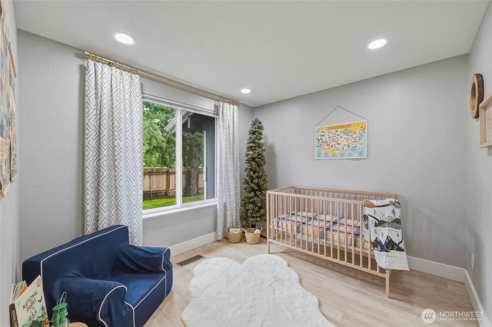 2823 182nd Avenue NE, Redmond, WA 98052