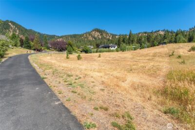 12250 Ski View Lane , Leavenworth, WA 98826 - Photo 5