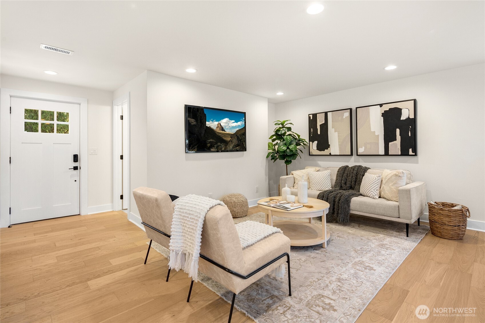 8708 NE 140th Street #A, Kirkland, WA 98034