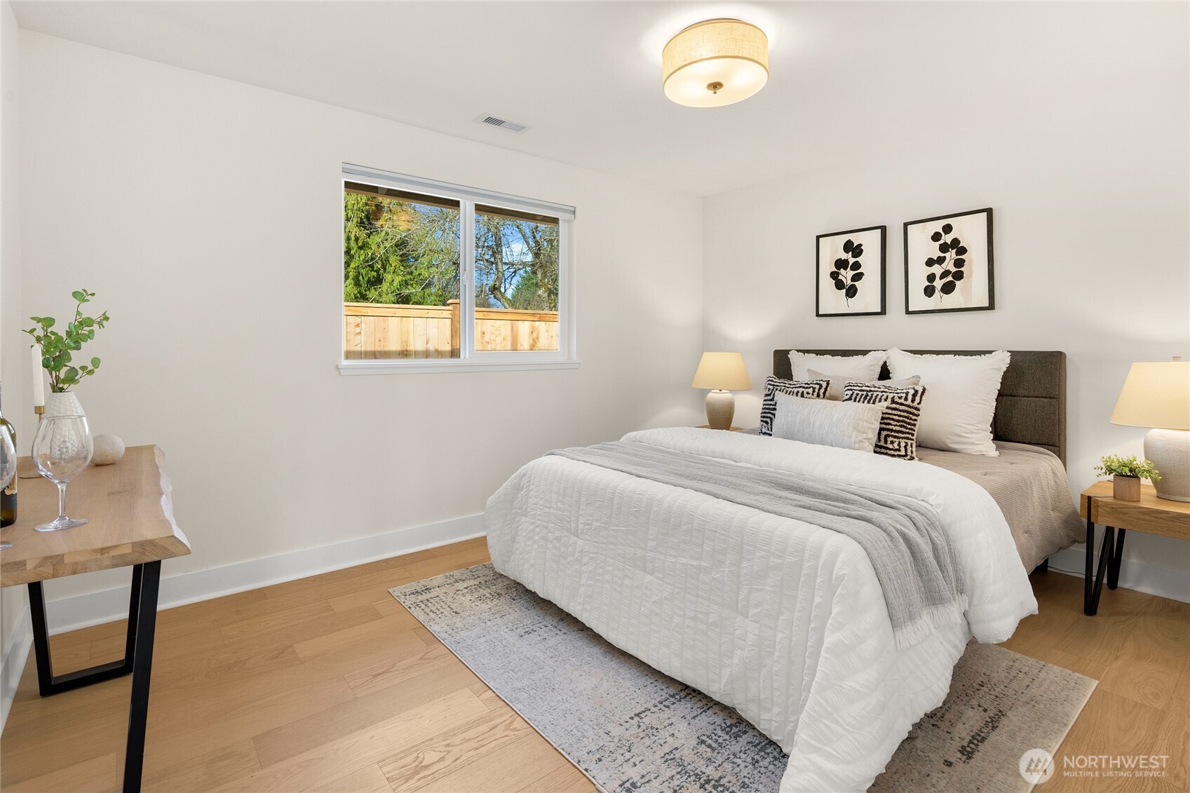 8708 NE 140th Street #A, Kirkland, WA 98034