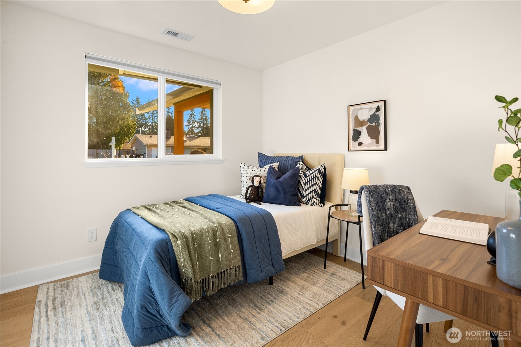 8708 NE 140th Street #A, Kirkland, WA 98034