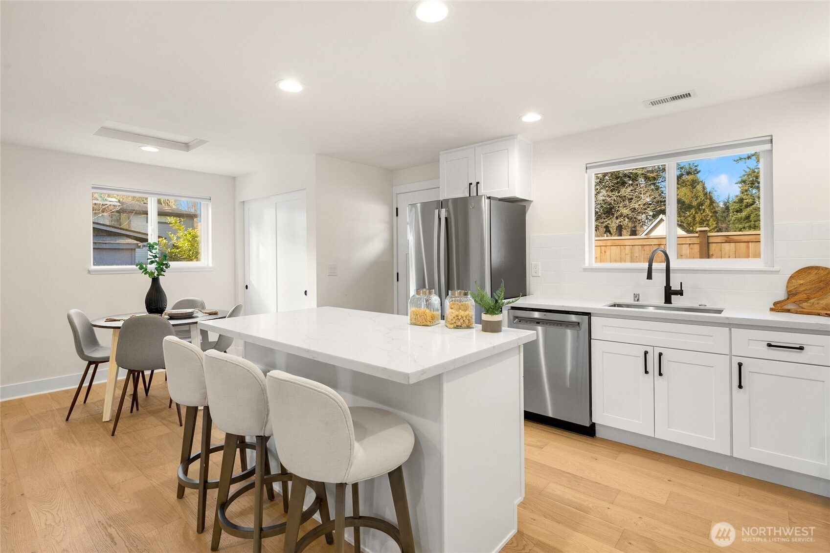 8708 NE 140th Street #A, Kirkland, WA 98034