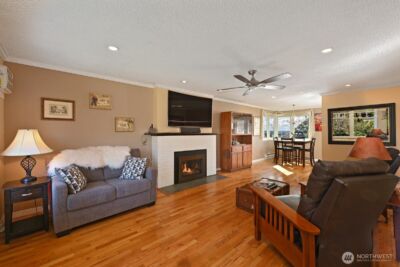 8451 40th Avenue SW, Seattle, WA 98136 - Photo 7