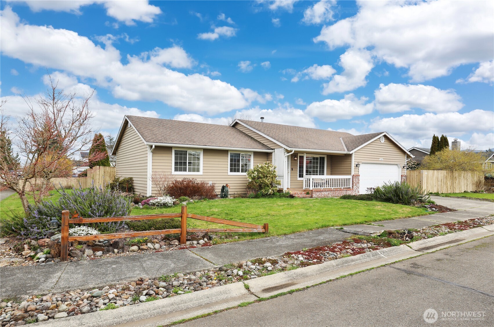 2947 Edel Avenue , Enumclaw, WA 98022