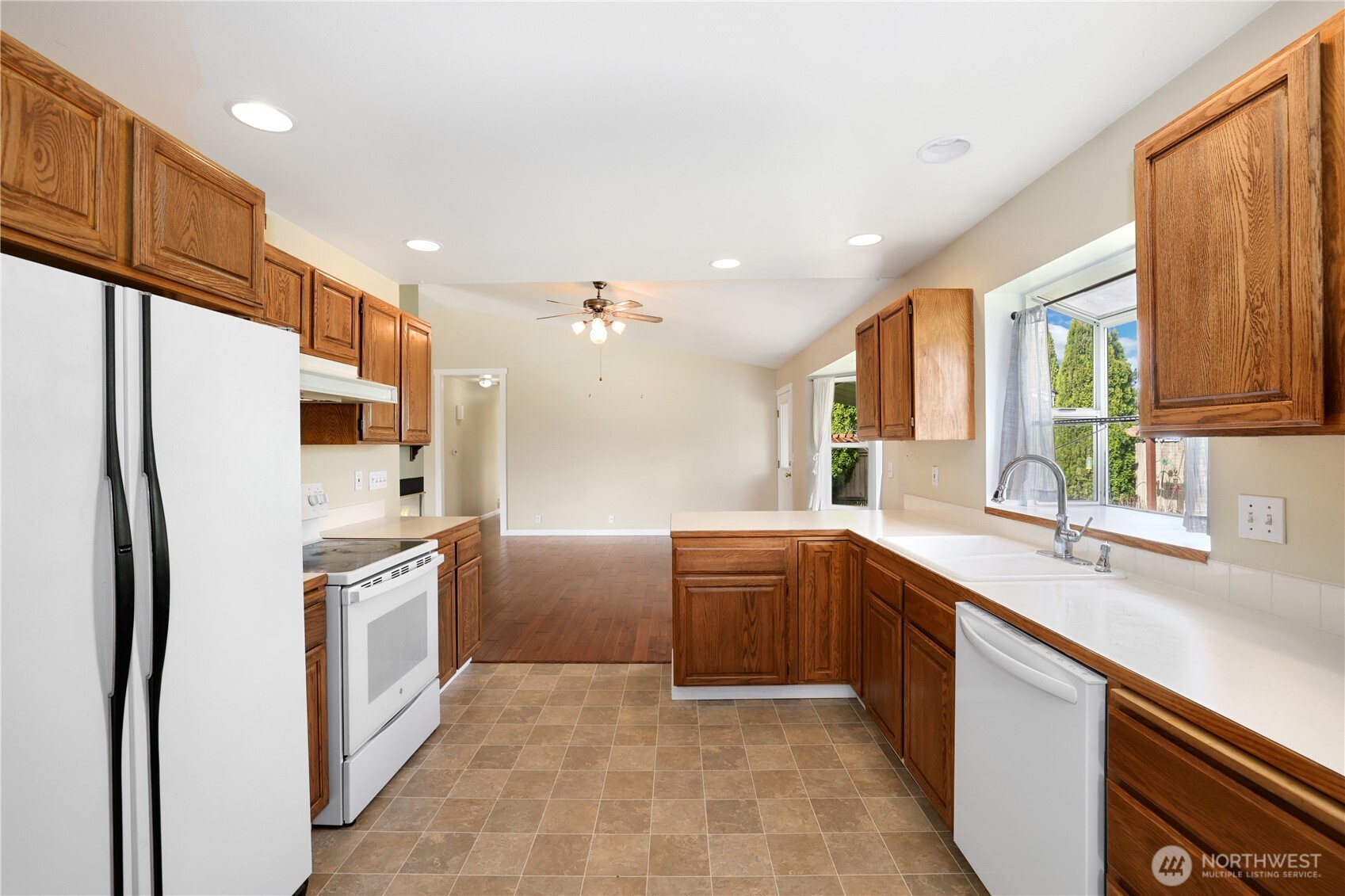 2947 Edel Avenue , Enumclaw, WA 98022