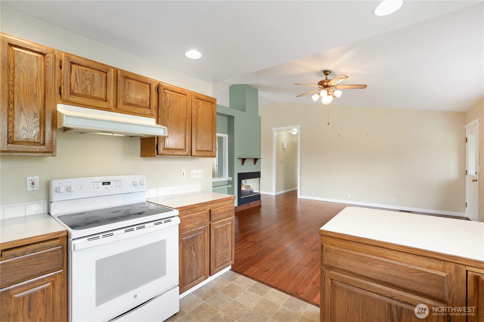2947 Edel Avenue , Enumclaw, WA 98022