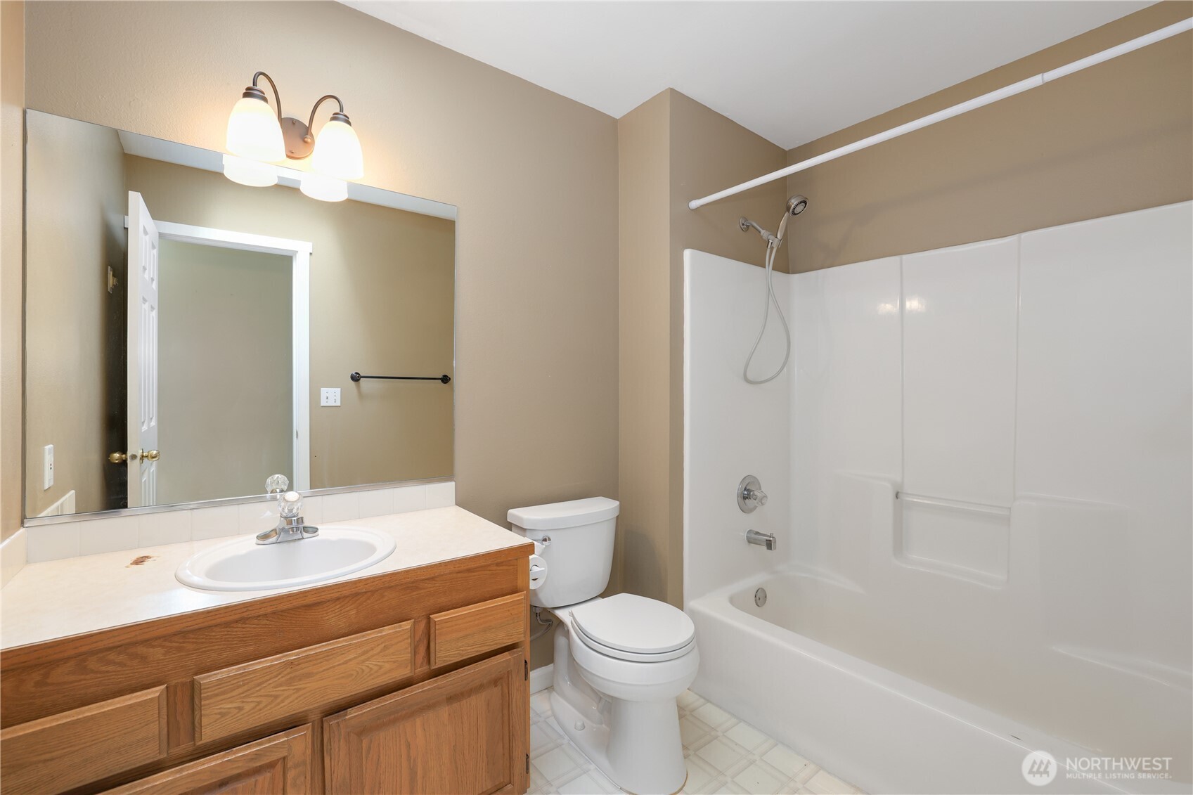 2947 Edel Avenue , Enumclaw, WA 98022