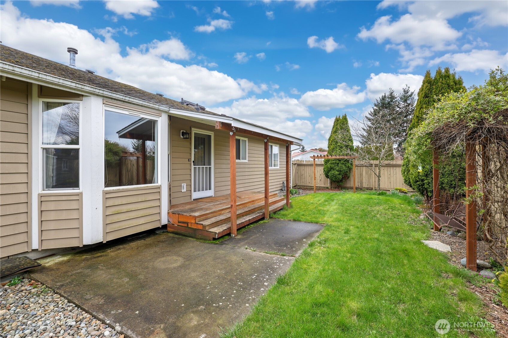 2947 Edel Avenue , Enumclaw, WA 98022
