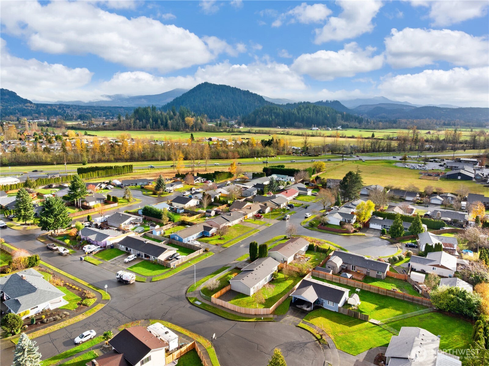 2947 Edel Avenue , Enumclaw, WA 98022