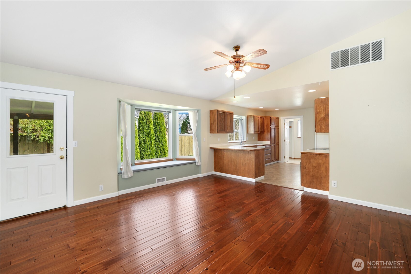 2947 Edel Avenue , Enumclaw, WA 98022
