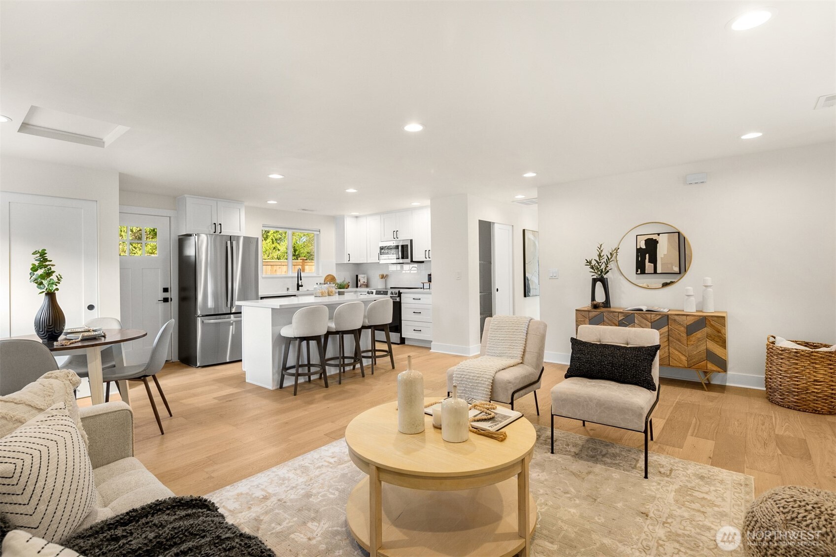 8708 NE 140th Street #A, Kirkland, WA 98034