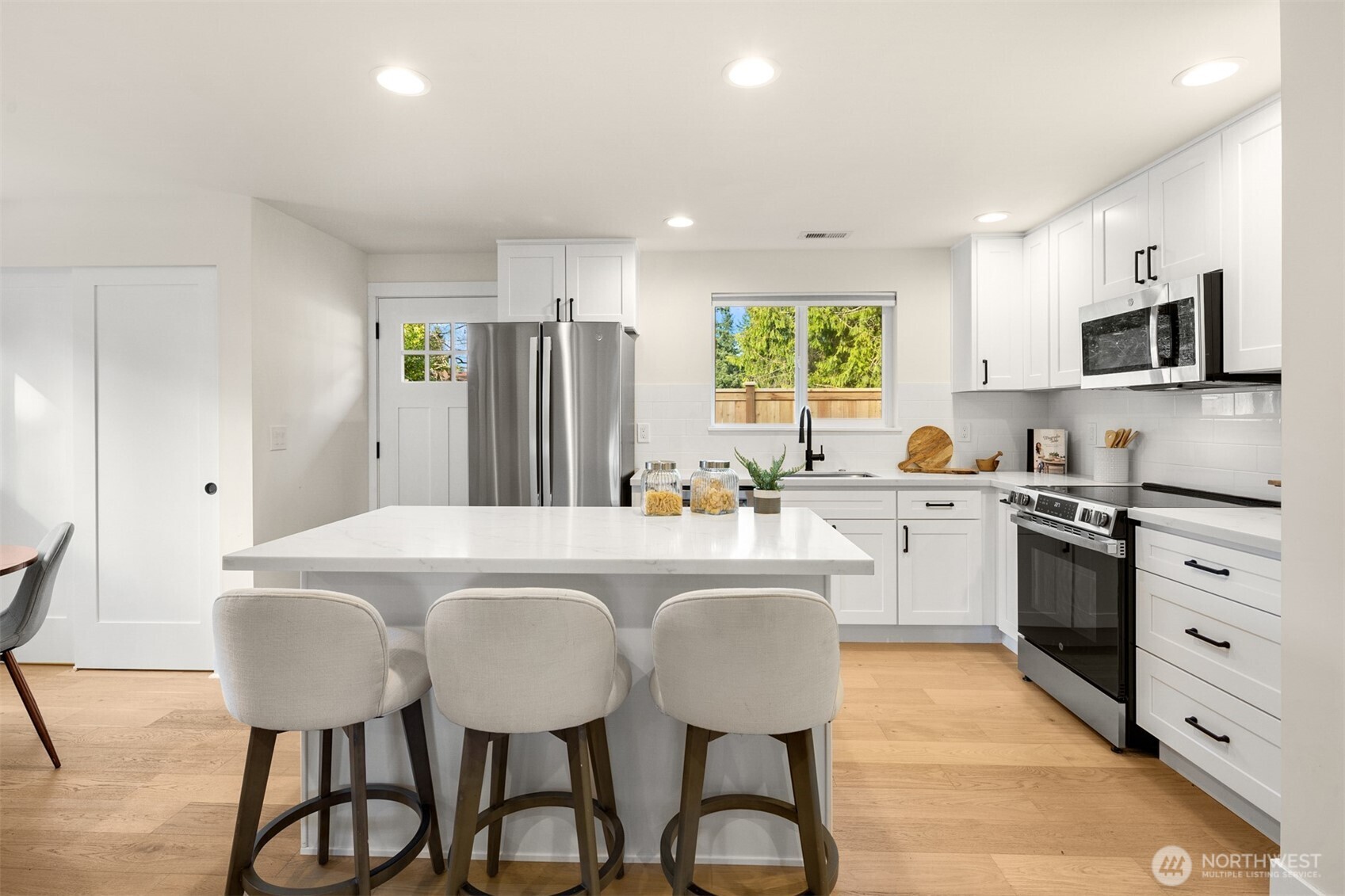 8708 NE 140th Street #A, Kirkland, WA 98034