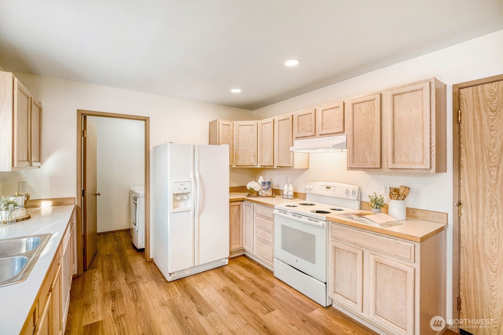 825 SW 361st Street , Federal Way, WA 98023-7290