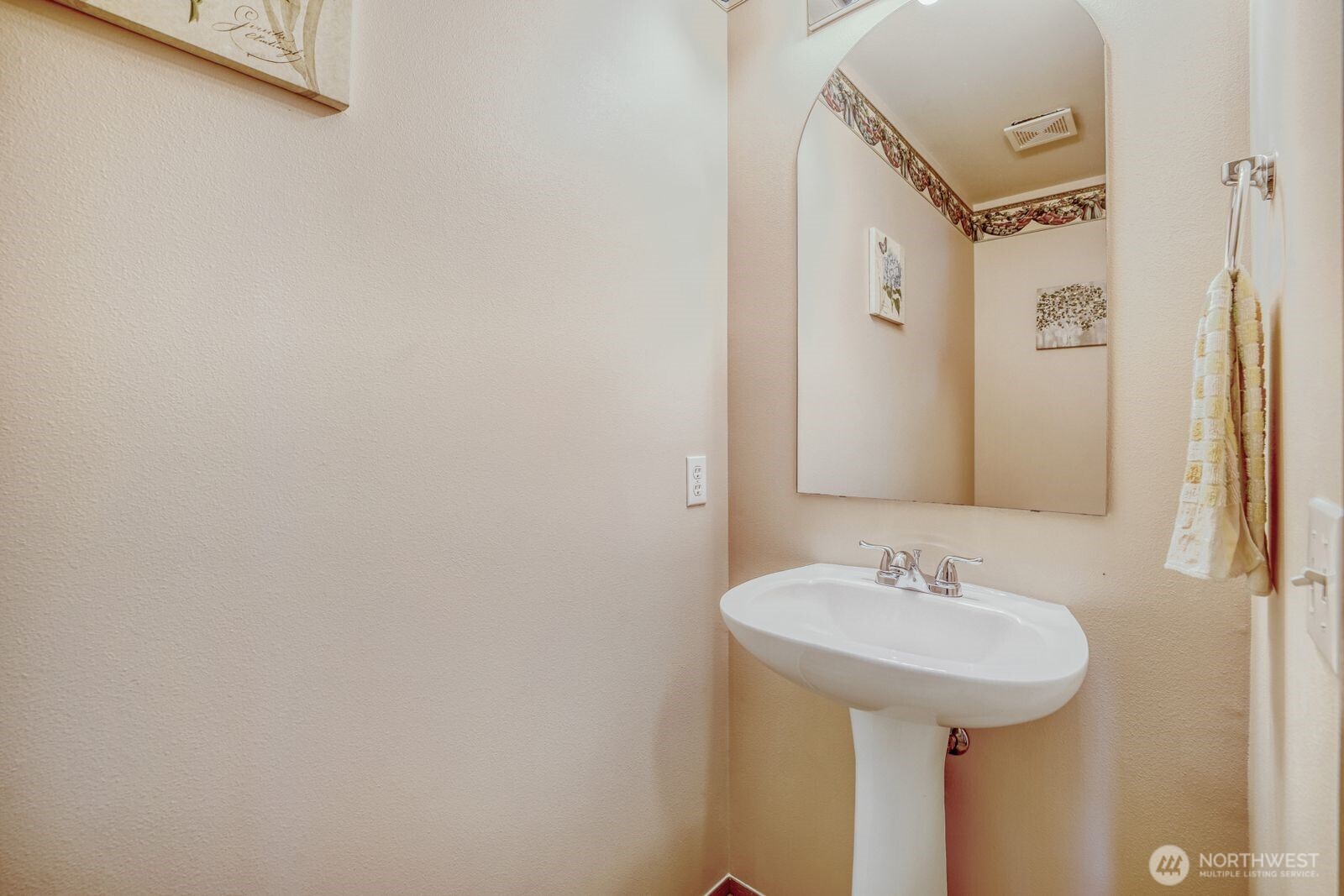 825 SW 361st Street , Federal Way, WA 98023-7290