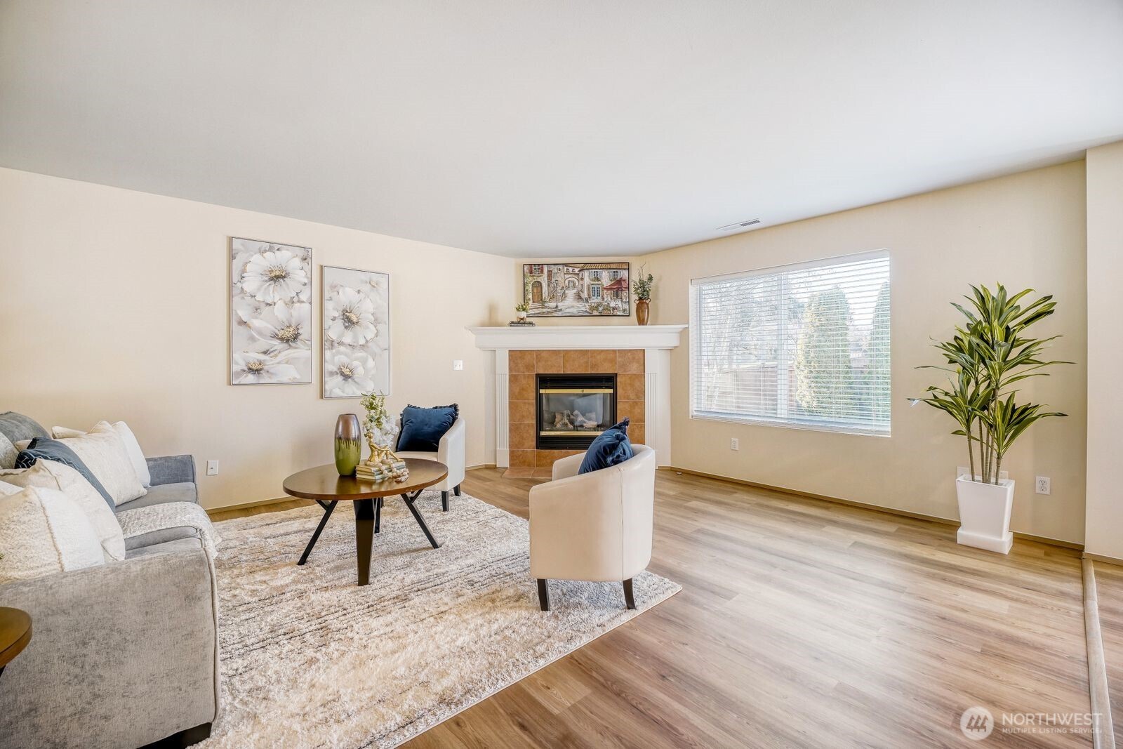 825 SW 361st Street , Federal Way, WA 98023-7290