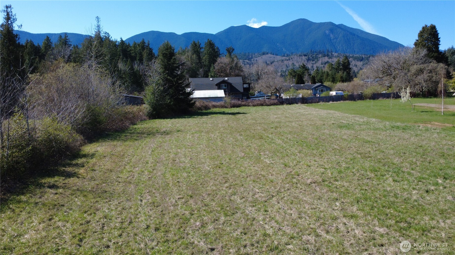 29438 X Highway 101 , Quilcene, WA 98376