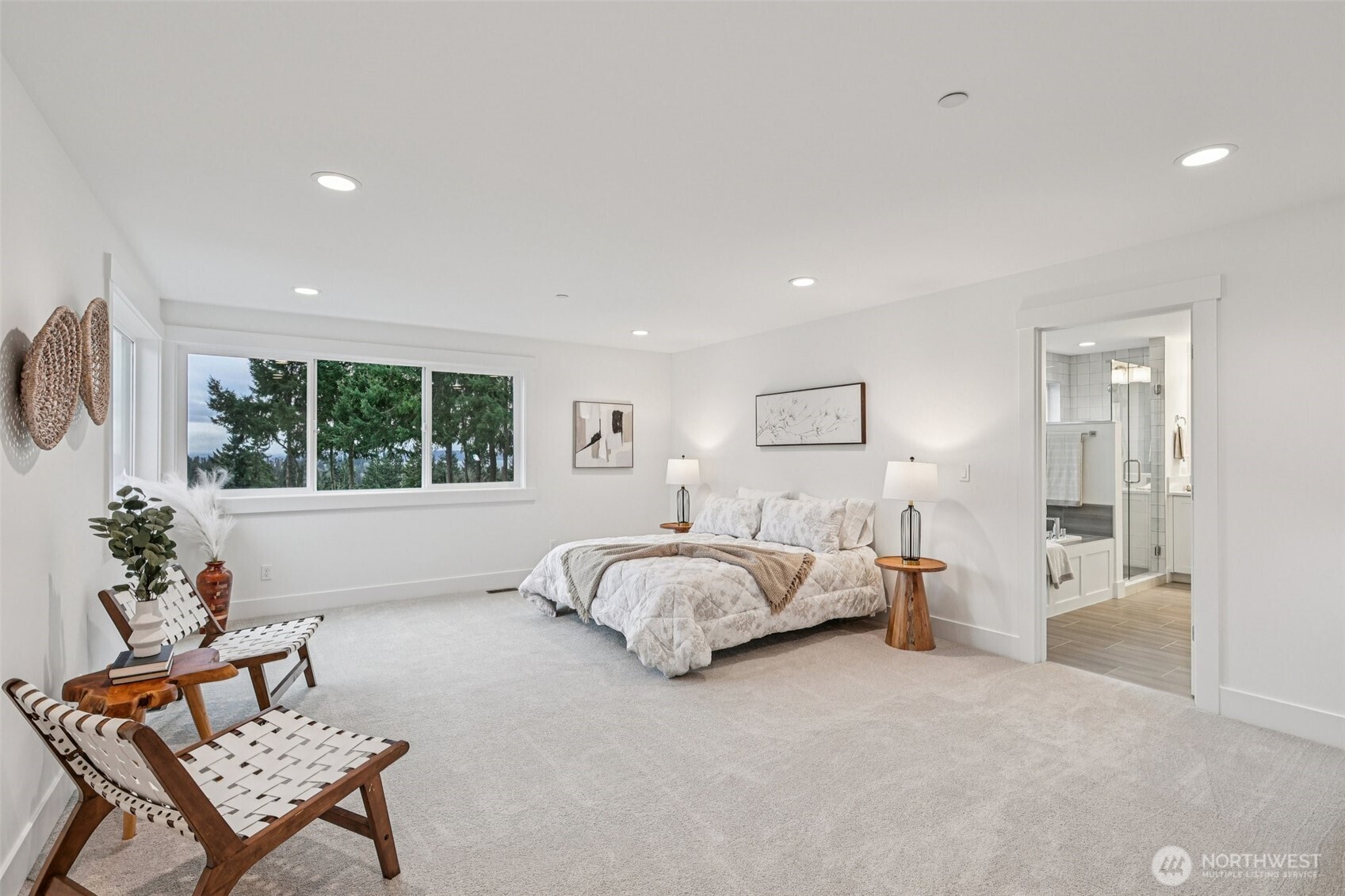 22216 98th Avenue W, Edmonds, WA 98020