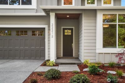22212 98th Avenue W, Edmonds, WA 98020 - Photo 2