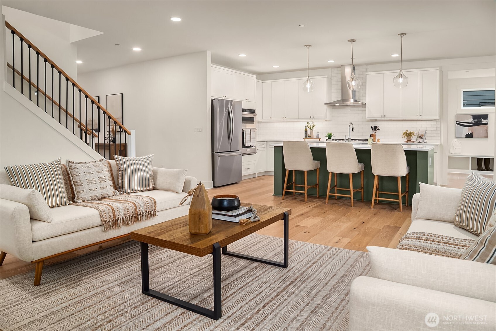 22212 98th Avenue W, Edmonds, WA 98020