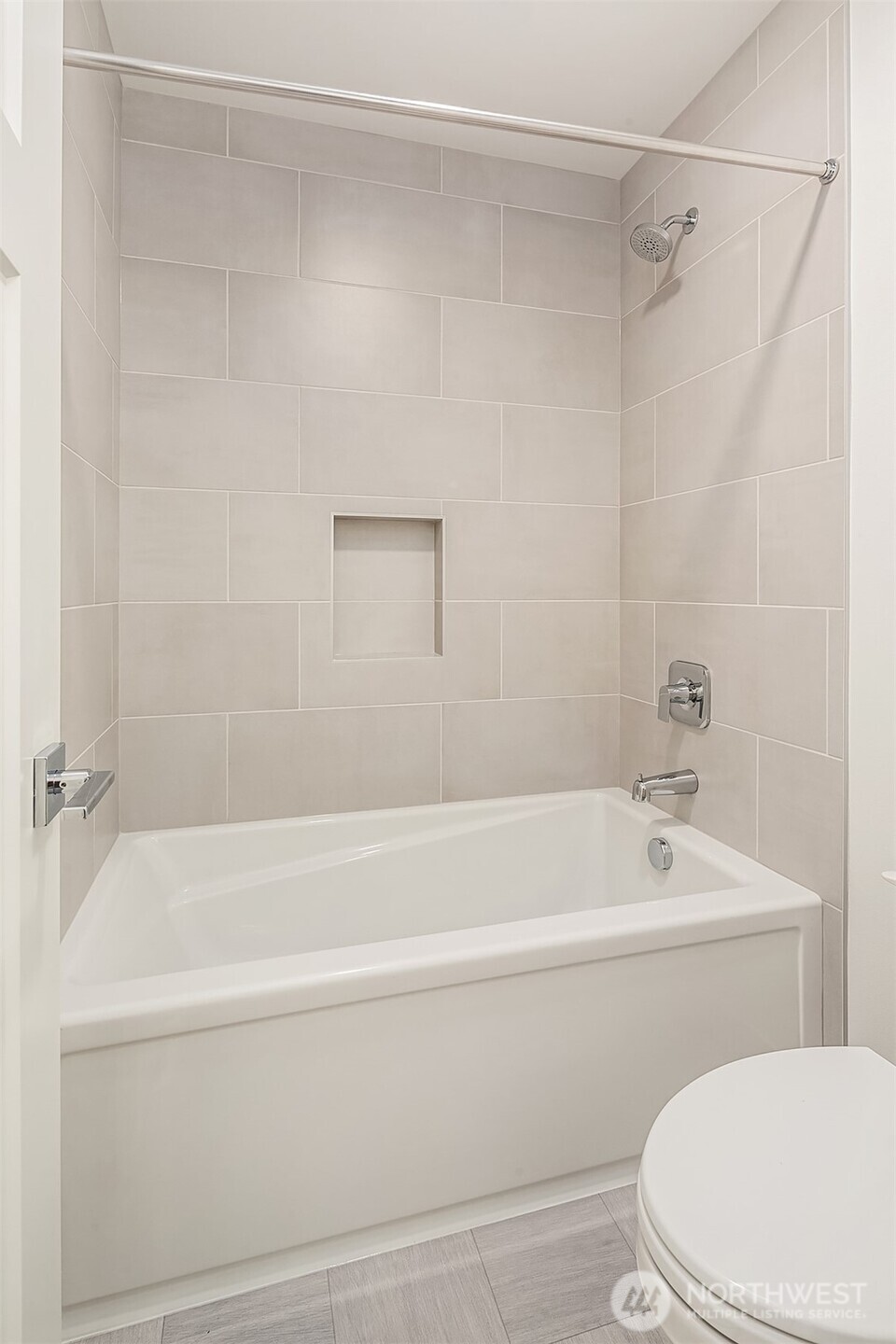 22212 98th Avenue W, Edmonds, WA 98020