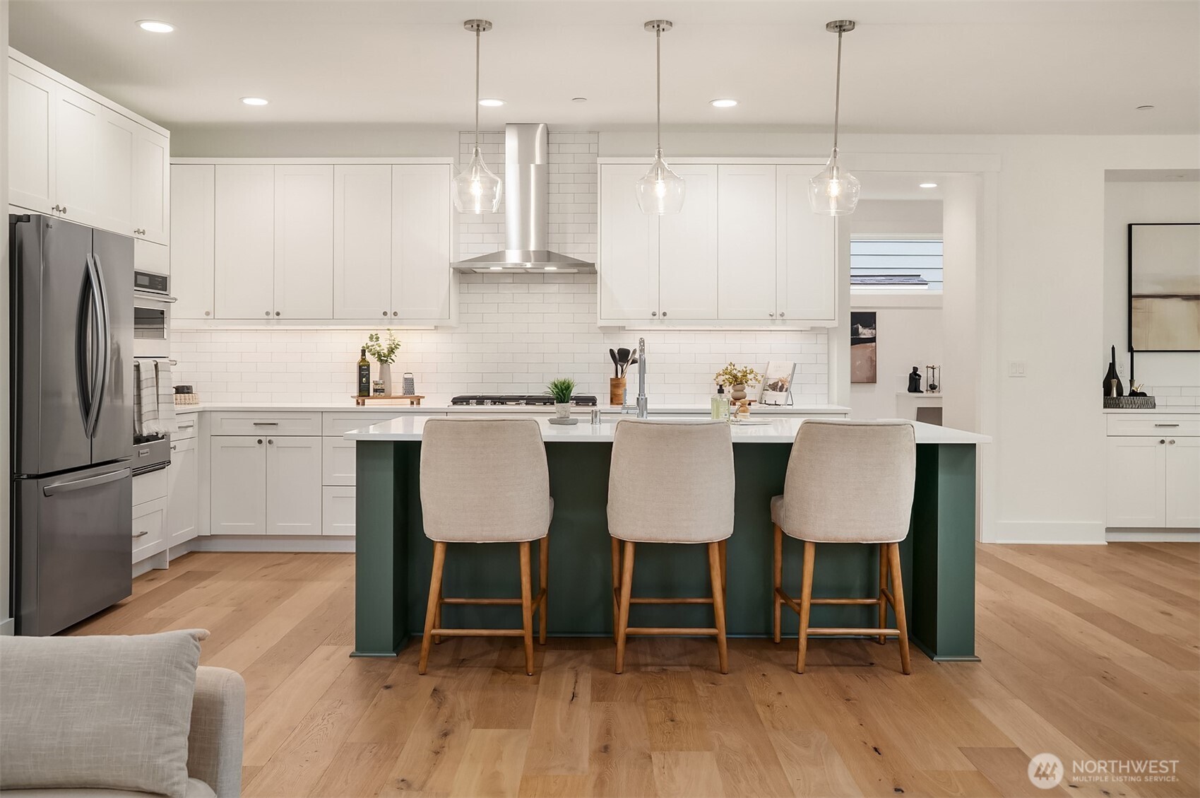 22212 98th Avenue W, Edmonds, WA 98020