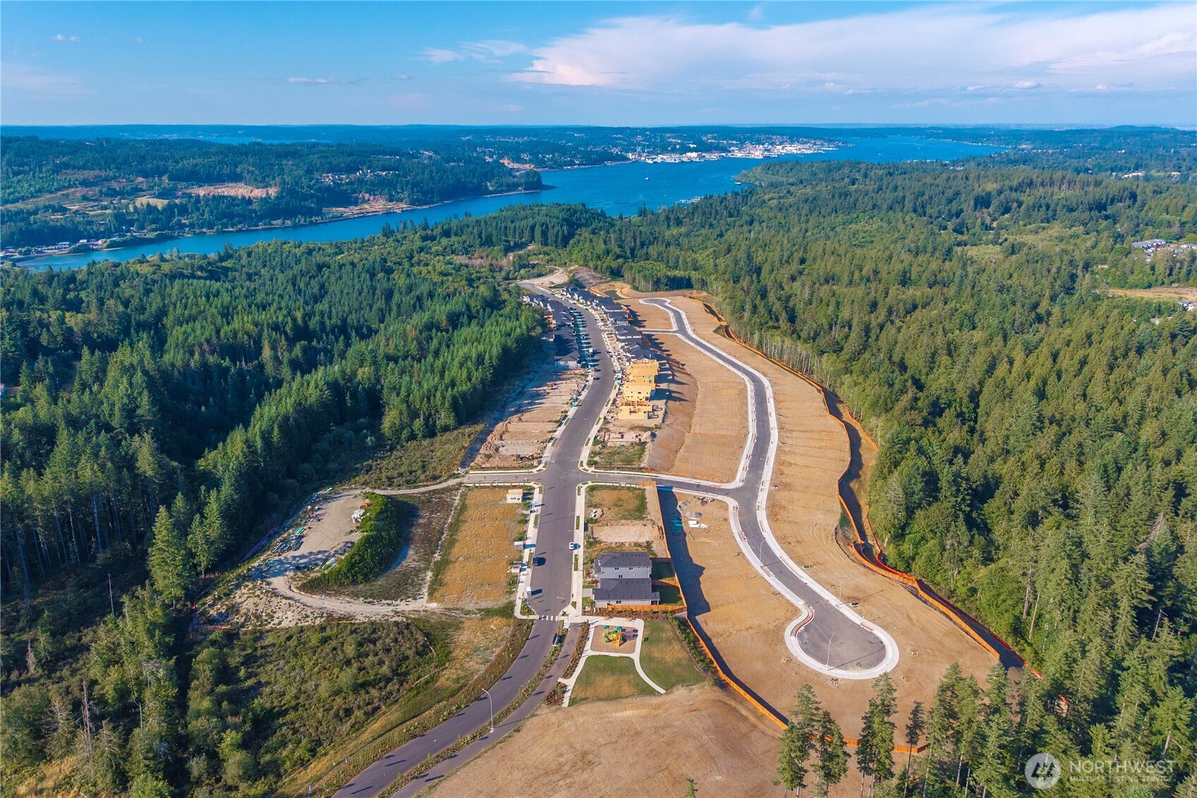 3987 Flat Top Drive , Bremerton, WA 98312