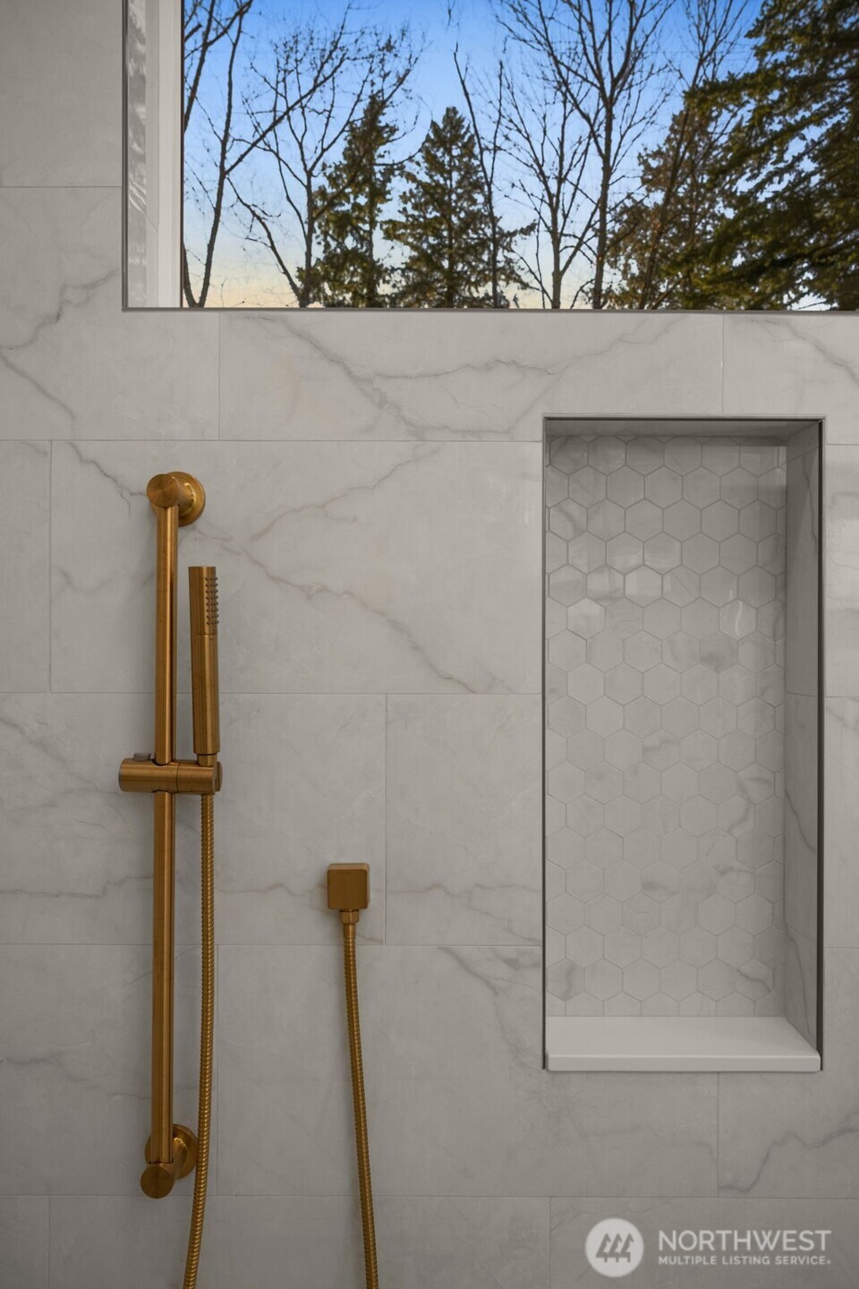 8403 NE 137th Street , Kirkland, WA 98034