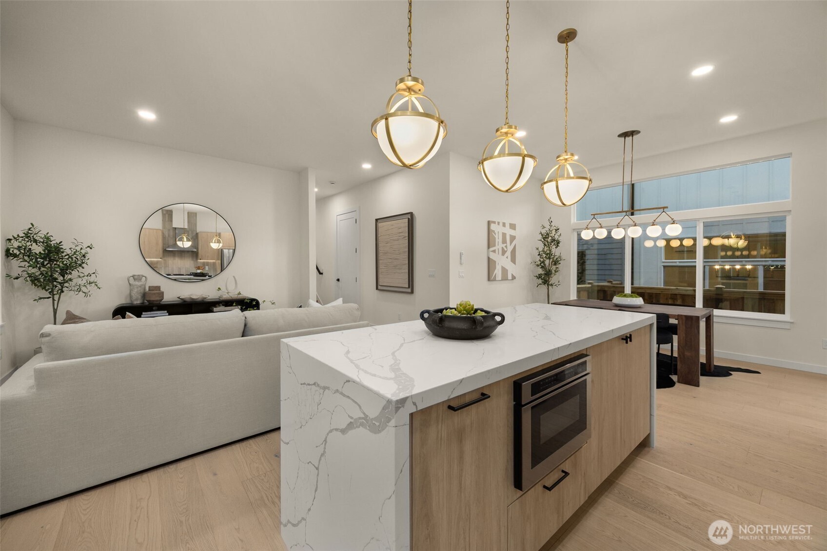 8403 NE 137th Street , Kirkland, WA 98034