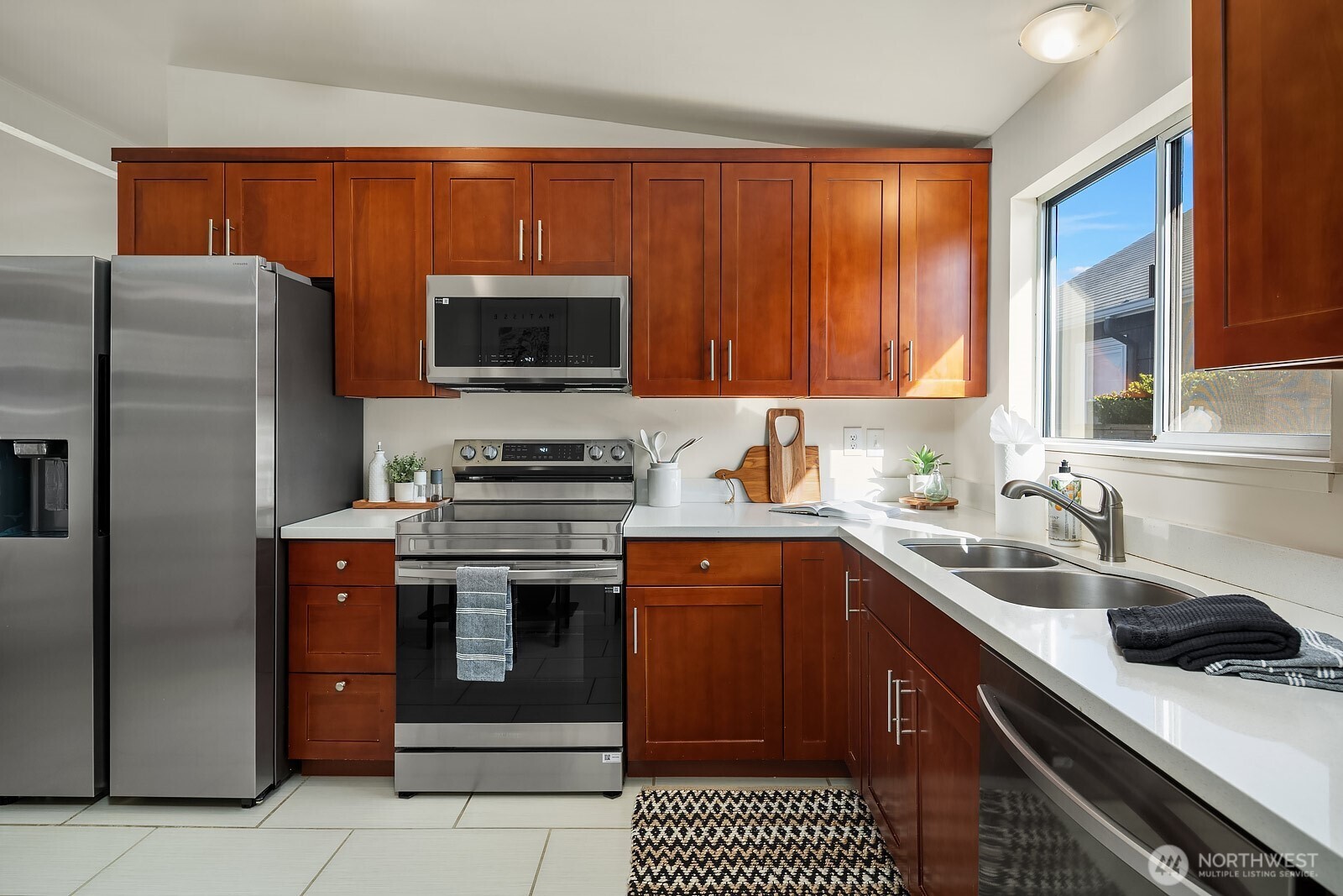 7147 30th Avenue SW, Seattle, WA 98126