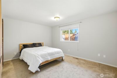 7919 194th Place SW, Edmonds, WA 98026 - Photo 18
