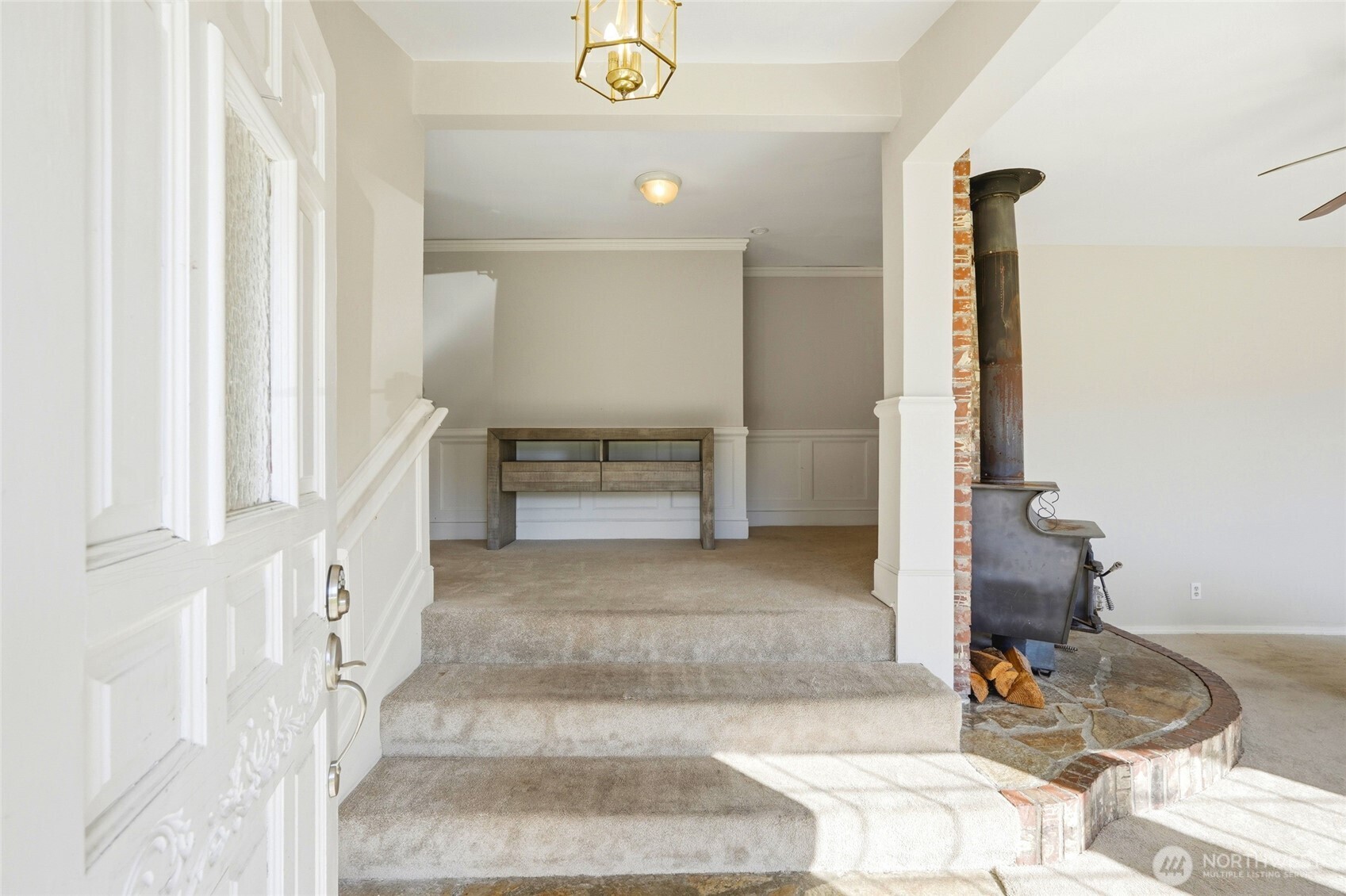 7919 194th Place SW, Edmonds, WA 98026