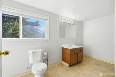 7919 194th Place SW, Edmonds, WA 98026 - Photo 28