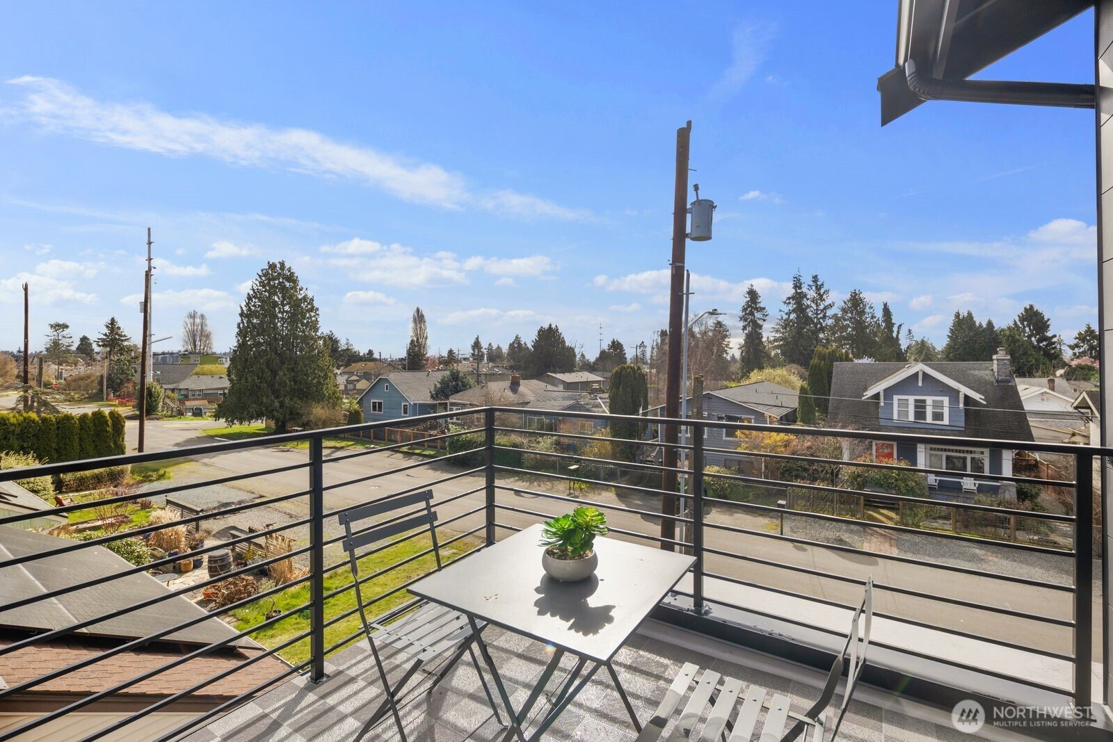 520 N 102nd Street , Seattle, WA 98133