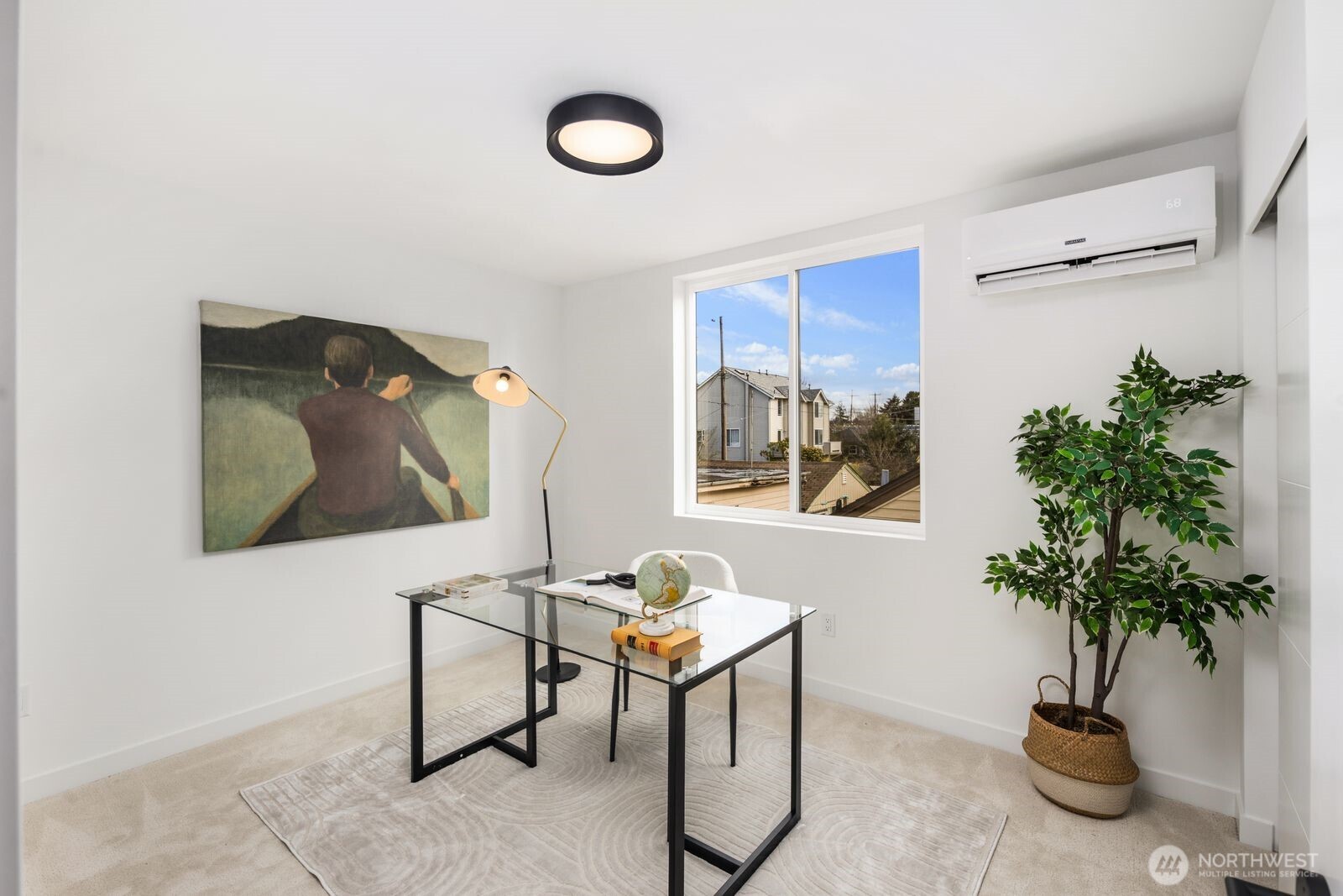 520 N 102nd Street , Seattle, WA 98133